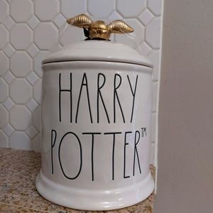 Harry Potter Rae Dunn Golden Snitch cookie jar (brand new) NWT